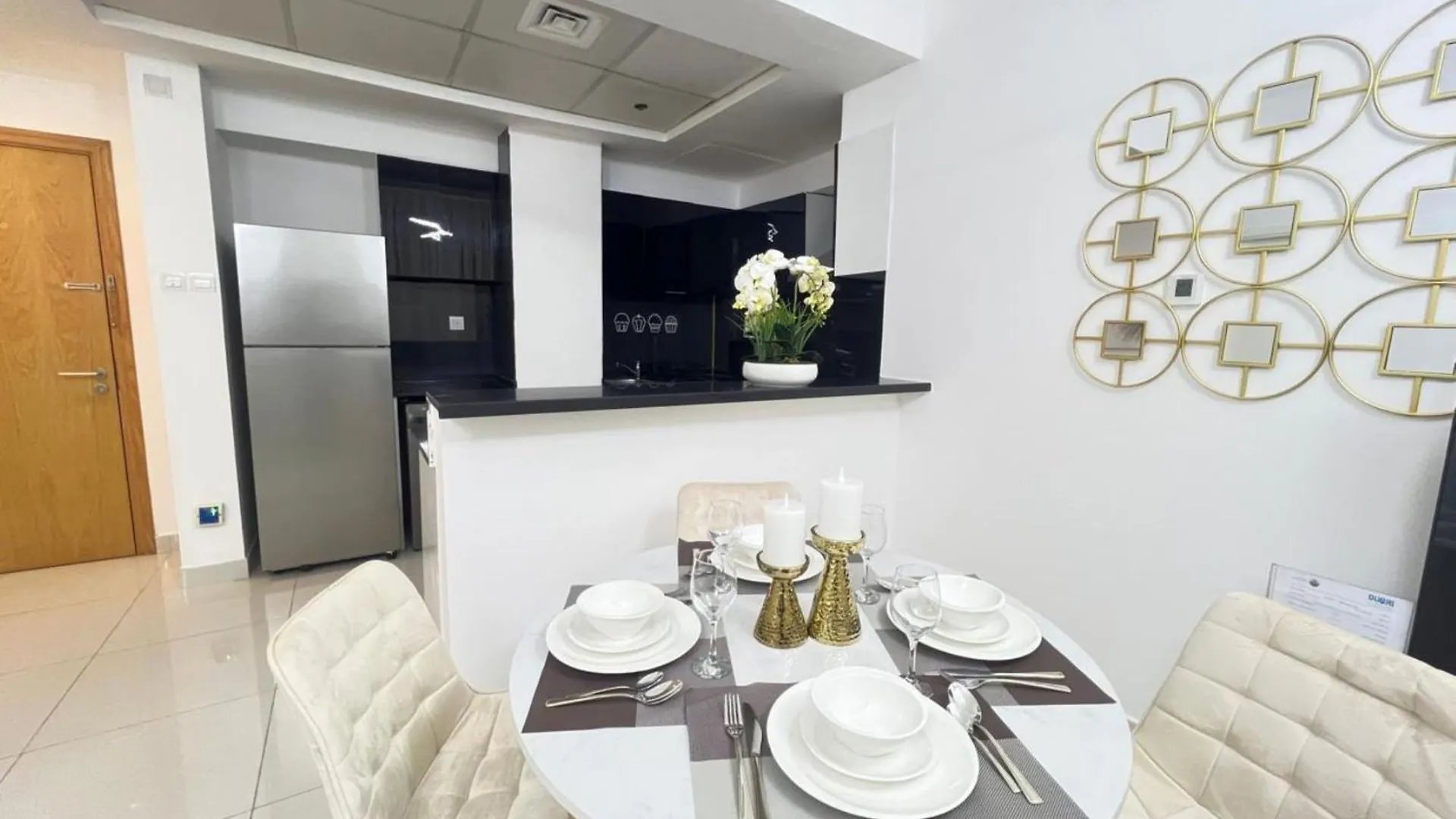 Apartamento Luxury Prestige 1Br In Damac Central-02 Dubai